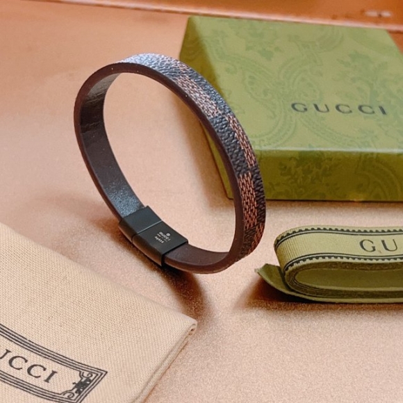 Gucci-Accessories-62