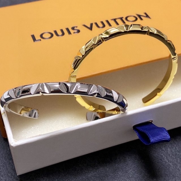 LV-Accessories-164