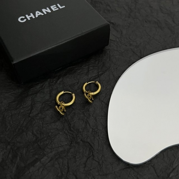 Chanel-Accessories-60