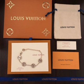 LV-Accessories-49