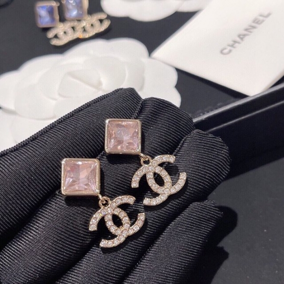 Chanel-Accessories-117