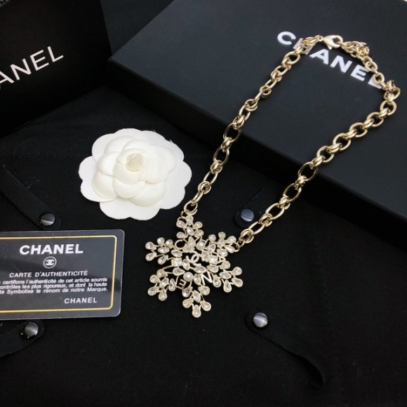 Chanel-Accessories-105