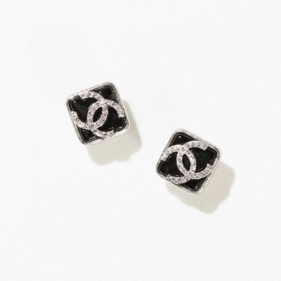 Chanel-Accessories-141