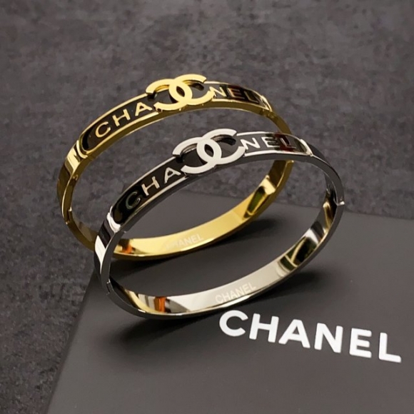 Chanel-Accessories-43