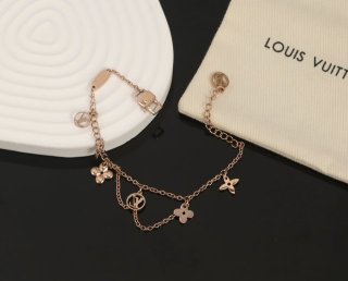 LV-Accessories-81