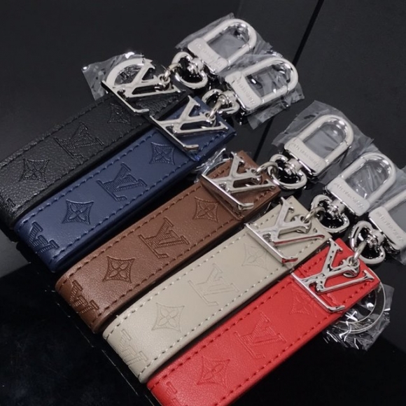 LV-Accessories-139