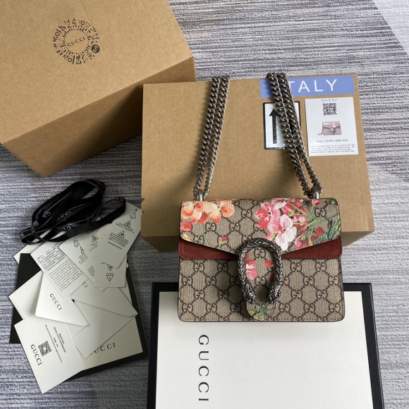 Designer Gucci Dionysus GG Supreme mini bag 421970