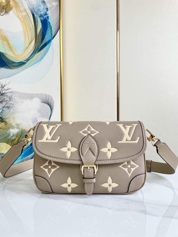 Designer Louis Vuitton Diane M46583