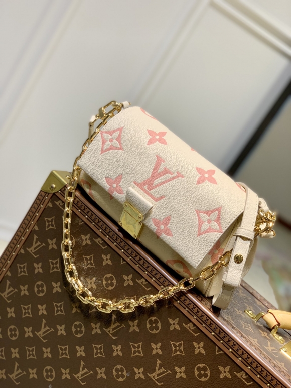 Designer Louis Vuitton Favorite M46393