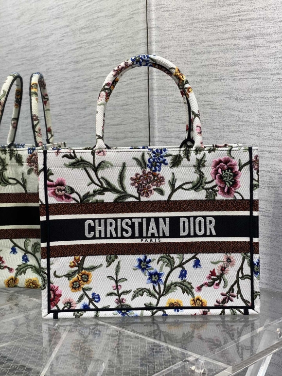 Designer Dior Book Tote Medium White Multicolor Dior Petites Fleurs Embroidery M1296ZEAU_M933