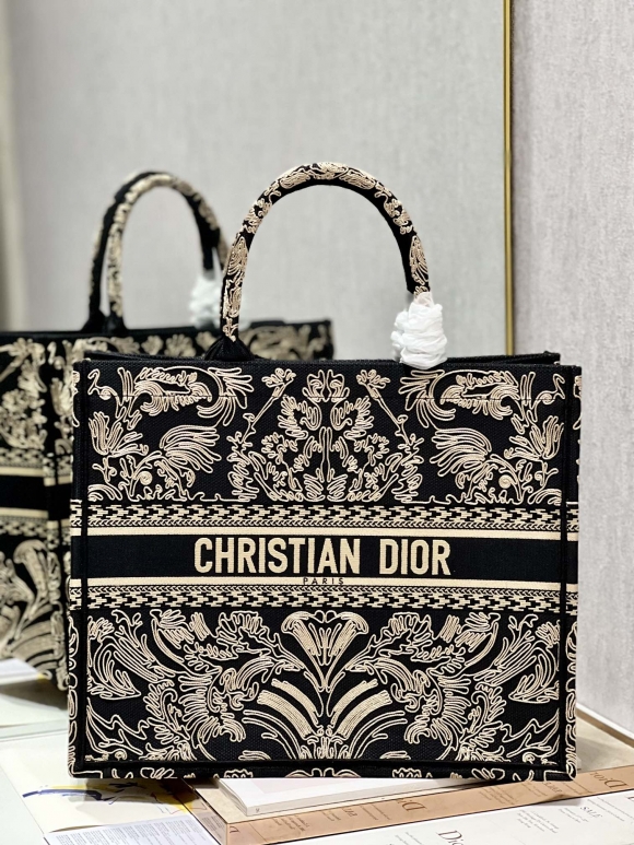 Designer Dior Book Tote Large Black and White Ornamental Cornely-Effect Embroidery M1286ZMDR_M03C