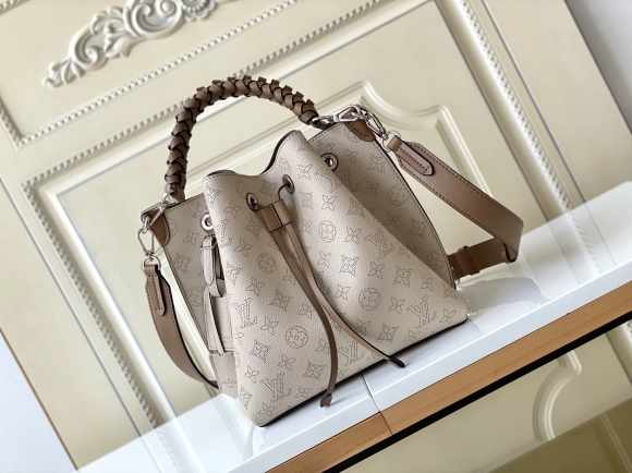 Designer Louis Vuitton Muria M55799