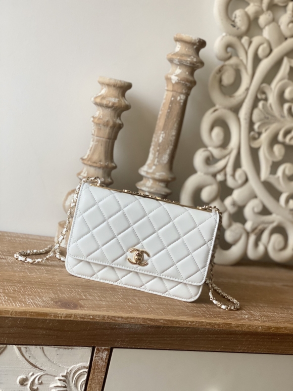 Designer Chanel Wallet On Chain White AP1450