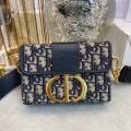 Designer Dior 30 Montaigne Box Bag M9204UTZQ_M928