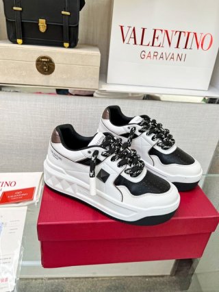 Valentino-13