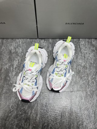 Balenciaga-2